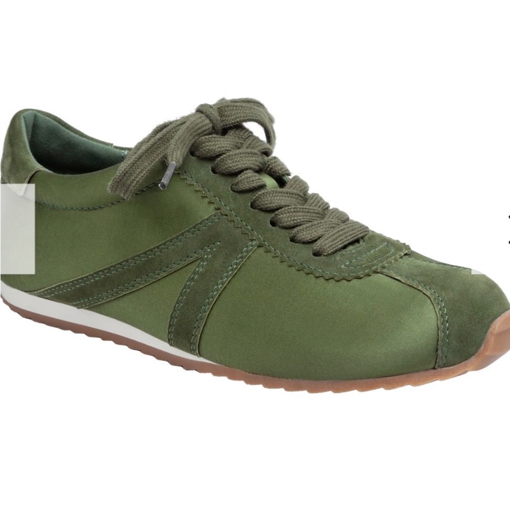 NWT Linea Paolo Green Satin & Suede Sneakers Size 8